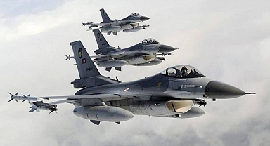 TSK, Irak'ın Kuzeyindeki PKK Kamplarına Hava Harekatı Düzenledi