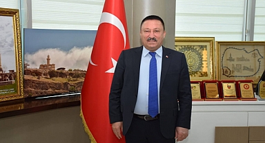 AKP'li Bağlar Belediyesi'ne Rüşvet Soruşturması: Başkana Yurt Dışı Yasağı Getirildi