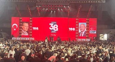 CHP Genel Başkanını Bugün Seçiyor: Kılıçdaroğlu Mu? Özel Mi?