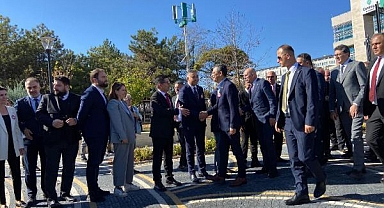 CHP'nin Yeni Seçilen Genel Başkanı Özgür Özel: Bu Bir Sansür Yasasıdır
