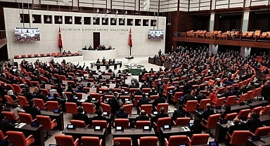 Evlenecek Çiftlere 2 Yıl Geri Ödemesiz Kredi Teklifi Meclis'te