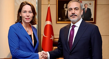 Hakan Fidan, Hollandalı Mevkidaşı Slot ile Görüştü