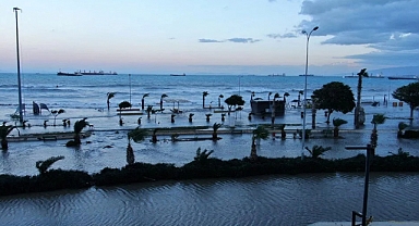 İskenderun'da 4 Okulda Eğitime Bir Gün Ara Verildi