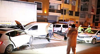İzmir'de Bir Hırsız, Çalmaya Çalıştığı Motosikletin Sahibi Tarafından Vurularak Öldürüldü
