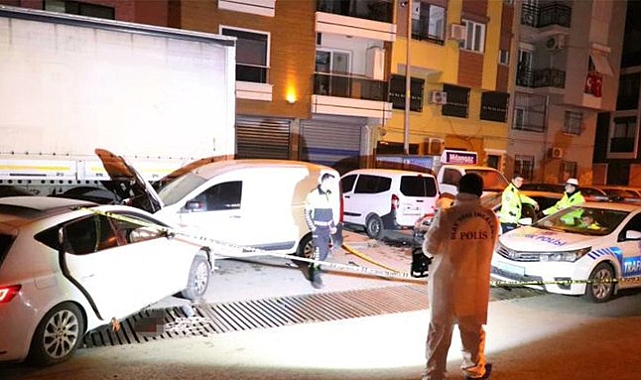 İzmir'de Bir Hırsız, Çalmaya Çalıştığı Motosikletin Sahibi Tarafından Vurularak Öldürüldü