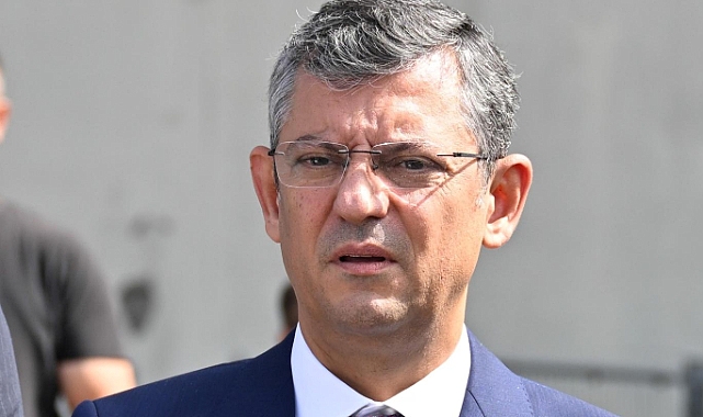 Özgür Özel TTB Merkez Konseyi Üyelerinin Görevden Alınmasının Hukuka Aykırı Olduğunu Söyledi