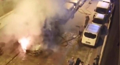 Sultangazi'de Yeni Alınan Otomobilin Kundaklandığı İddiası: O Anlar Kamerada