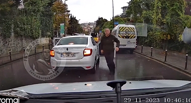 Üsküdar'da Trafik Kavgasında Bir Şahıs Silah Çekip Karşı Tarafı Tehdit Etti