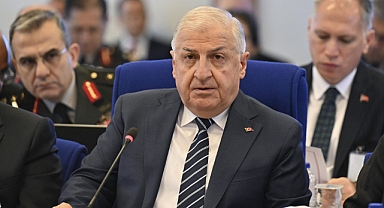 Yaşar Güler'den 'S-400'leri Niye Kullanmıyorsunuz?' Sorusuna Yanıt: Nereye Kullanacağız, Bu Çamaşır Makinası mı?