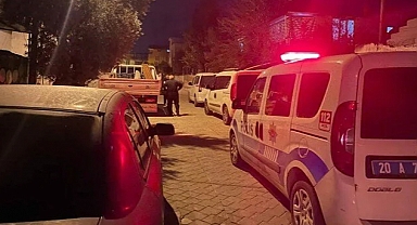 8 Yaşındaki Çocuk Oynadığı Av Tüfeğiyle Annesini Vurdu