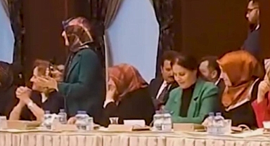 AKP Kadın Kolları Başkanı'ndan Erdoğan’a: Rabbim Çocuklarımın Ömründen Alsın, Size Versin