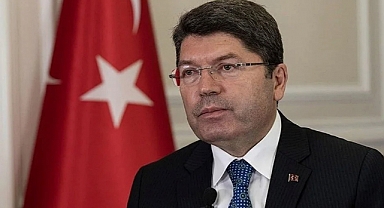 AKP'li Adalet Bakanı Yılmaz Tunç Somali Cumhurbaşkanının Oğlunun Sebep Olduğu Kazanın Kusur Değerlendirmesini Yapan Polisler Hakkında Soruşturma Başlatıldığını Açıkladı