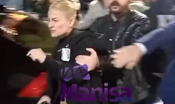 AKP'li Aynur Akkoyun'un, Özgür Özel'e Manisa'da Tepki Gösterenler Arasında Olduğu Ortaya Çıktı