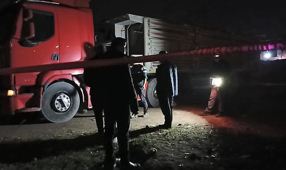 Bursa'da Fenalaşan 64 Yaşındaki Kadın, TIR'ın Önüne Düşüp, Altında Kalarak Öldü