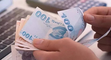 Çalışan Emeklilere 5 Bin Lira Verilmesini İçeren Kanun Teklifi Yasalaştı