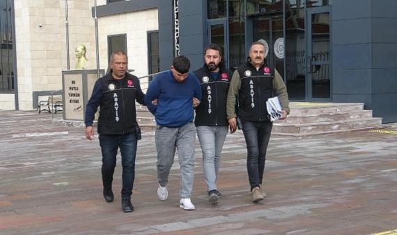 Çanakkale'de 40 Yıl Hapisle Aranan Firari Şüpheli Yakalandı