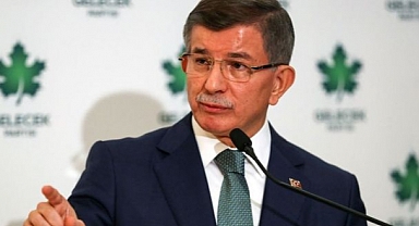 Davutoğlu'ndan Gelecek Seçimlerde Cumhurbaşkanlığı Adaylığı Mesajı: Siyasette Hiçbir Zaman İddiasız Olmadım