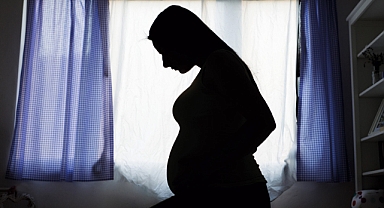 'Doğal Annelik' Kisvesi Altında Hamile Kadınların ve Bebeklerin Canı ile Oynuyorlar: Doula Hanifa