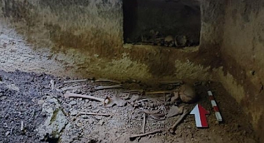 Gaziantep'te Bir Evin Bahçesinin Çökmesi Sonucu Roma Dönemine Ait Mezar Bulundu