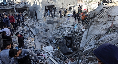 Gazze'de Can Kaybı 15 Bin 523'e Yükseldi