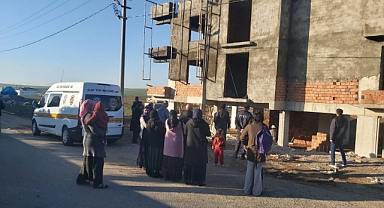 İnşaatta Elektrik Akımına Kapılıp 2’nci Kattan Düşen 2 İşçiden 1’i Hayatını Kaybetti