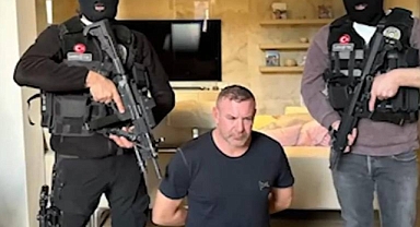 İstanbul Kırmızısı: Kırmızı Bültenle Aranan Bir Uluslararası Suç Örgütü Lideri Daha İstanbul'da Yakalandı
