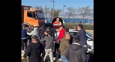 İzmir'de Vatandaşlar İslamcıların Filistin Konvoyuna Tepki Gösterdi