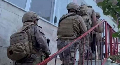 İzmir'de Kürtçü Terör Örgütü PKK'ya Operasyon: Suriye Uyruklu 4 Şüpheli Gözaltına Alındı