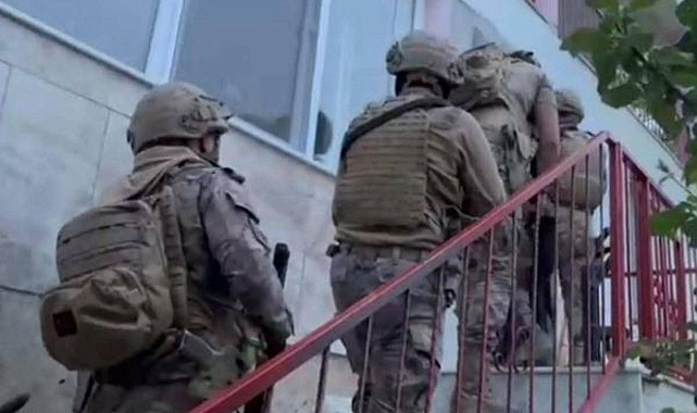 İzmir'de Kürtçü Terör Örgütü PKK'ya Operasyon: Suriye Uyruklu 4 Şüpheli Gözaltına Alındı
