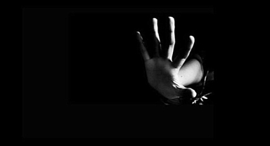 Muğla'da Kadın Kıyafeti Giydirip Defalarca Tecavüz Ettikleri Adamı Ölüme Terk Ettiler
