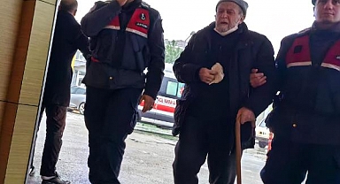 Nafaka Ödemediği İçin 81 Yaşında Cezaevine Girdi, Gözyaşı Döktü