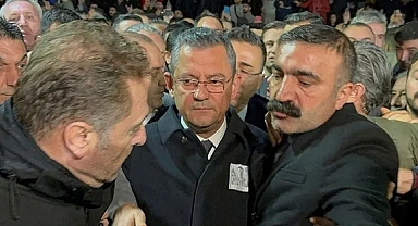 Özgür Özel'den Ortak Bildiri Açıklaması: A4'e İmza Atarak Çözülmüş Gibi Göstermek Milleti Kandırmaktır, Esas Vatana İhanet Budur