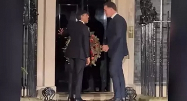 Rishi Sunak ve Mark Rutte Kapıda Kaldı Görüntüleri Sosyal Medyada Gündem Oldu