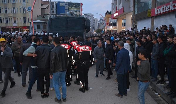 Şırnak'ta Kur'an-ı Kerim'e Saldırı: Küfür Ederek Yırttı