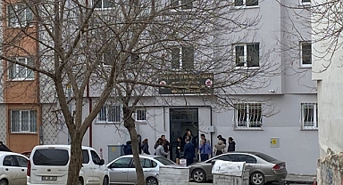 Sivas'ta İcra Müdürlüğü'ne Operasyon Düzenlendi: Müdürlük Hesabındaki 15 Milyon Lirayı Zimmete Geçiren 3 Kişi Gözaltına Alındı