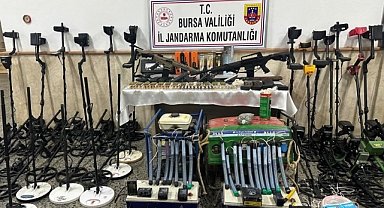 Tarihi Eser Kaçakçısı Baba-Oğul-Torun Bursa'da Yakalandı