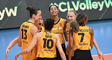 Voleybolda Türk Fırtınası: VakıfBank, Çinli Ekibi Yarı Finalde Devirdi, Eczacıbaşı ile Eşleşti