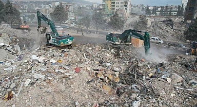 38 Kişiye Mezar Olan 'Emek Apartmanı' Davasında Tutuklu Sanıklar Tahliye Edildi