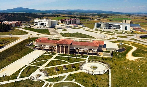 Adrese Teslim Atama: Felsefe Bölümü Kadro İlanına İlahiyatçı Şartı