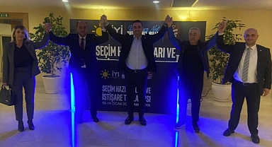 AKP'den İstifa Eden Gülüç Belediye Başkanı İYİ Parti'ye Geçti