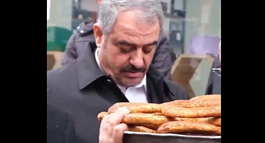 AKP Diyarbakır Belediye Başkan Adayı 100 TL'ye Tüm Simit Tezgahını Almaya Çalıştı