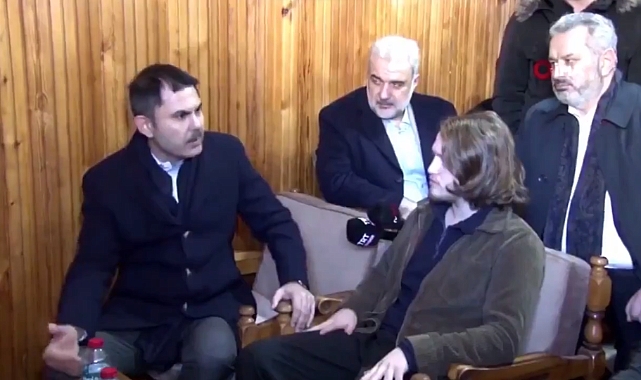 AKP'li Murat Kurum'dan Başıboş Köpek Sorununa Çözüm Önerisi: Her Gencimiz Bir Tane Başıboş Köpek Sahiplense Sokakta Köpek Kalmaz