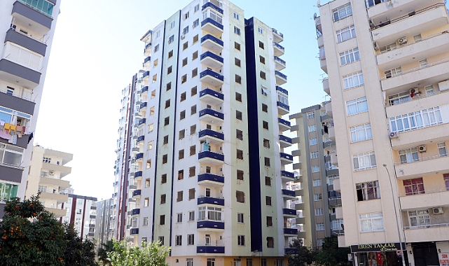 'Başka Binamda Hasar Yok' Diyen 96 Kişinin Öldüğü Apartmanın Müteahhidinin Binasına Yıkım Kararı
