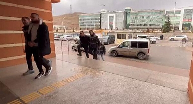 Çankırı'da 'Yüksek Kar Vaadi' ile 100 Milyon TL'lik Dolandırıcılık: 5 Gözaltı