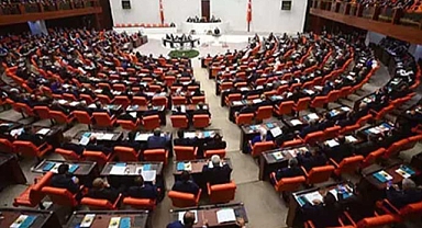CHP ve İYİ Parti Programlarını İptal Etti, CHP'ye Olağanüstü Toplantı Çağrısı