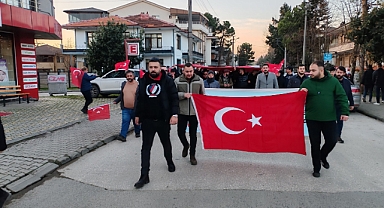 Düzce'de Gençler Şehitlerimiz İçin Yürüdü