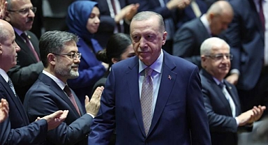 Erdoğan'ın Katıldığı MİT'in Yıldönümü Toplantısında Fotoğraf Krizi: Görevdeki Personel İfşa mı Edildi?