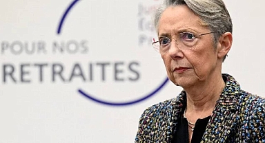 Fransa Başbakanı Elisabeth Borne İstifa Etti
