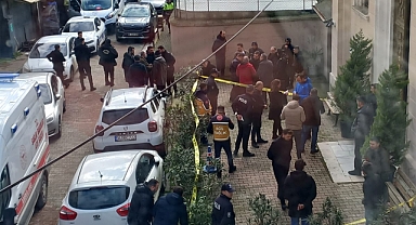İstanbul'daki Santa Maria Kilisesi'ne Pazar Ayini Sırasında Silahlı Saldırı: 1 Ölü, 1 Yaralı