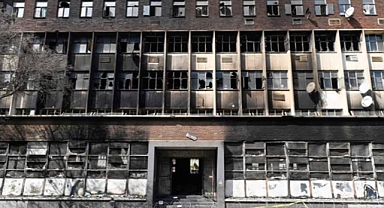 Johannesburg'da Boğduğu Şahsın Cesedini Yakarak Yok Etmek İsteyen Katil, 76 Kişinin Yangında Ölmesine Neden Oldu